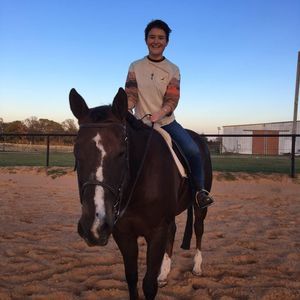 Meet your Posher, Ally